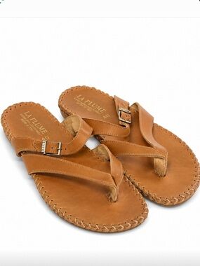 La Plume Leather Whipstitch Thong Sandals